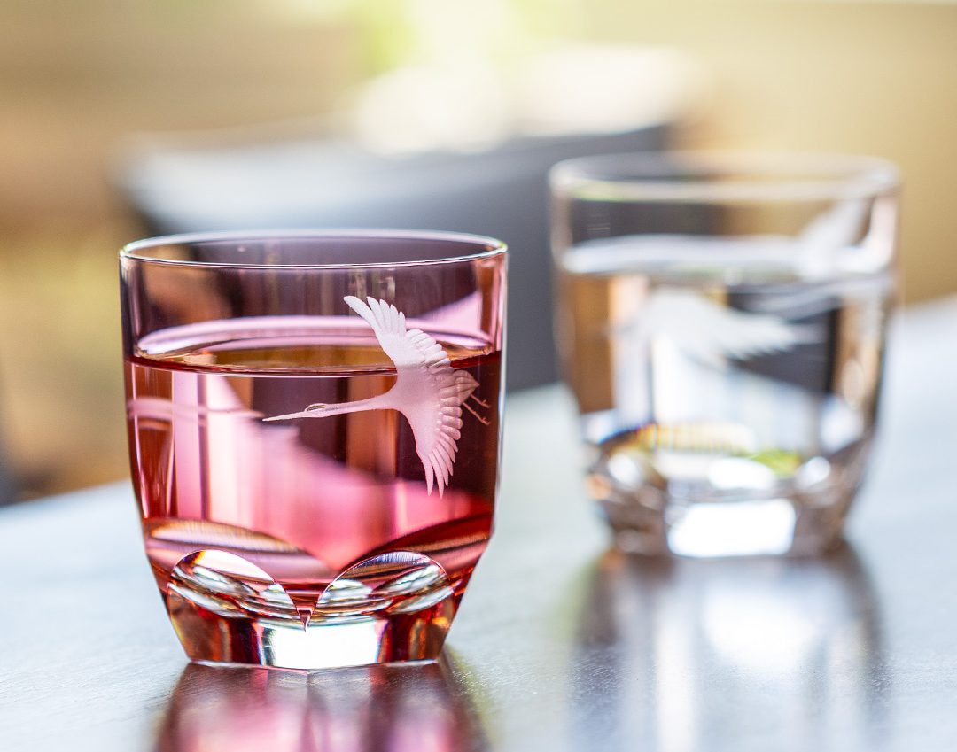 ペアロックグラス＜鶴と富士山＞ | カガミクリスタル