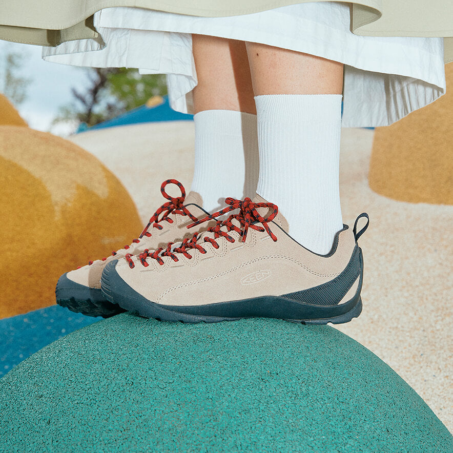 ウィメンズ ジャスパー スニーカー | Silver Mink | KEEN公式