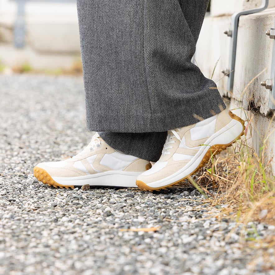 ウィメンズ スニーカー | ケーエス エイティーシックス | KEEN公式