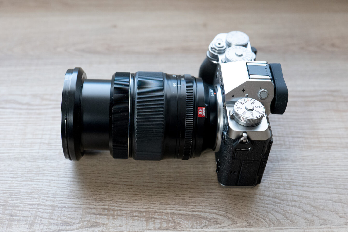 富士フイルム XF16-55mmF2.8 R LM WR レビュー｜最高の写真性能を誇る