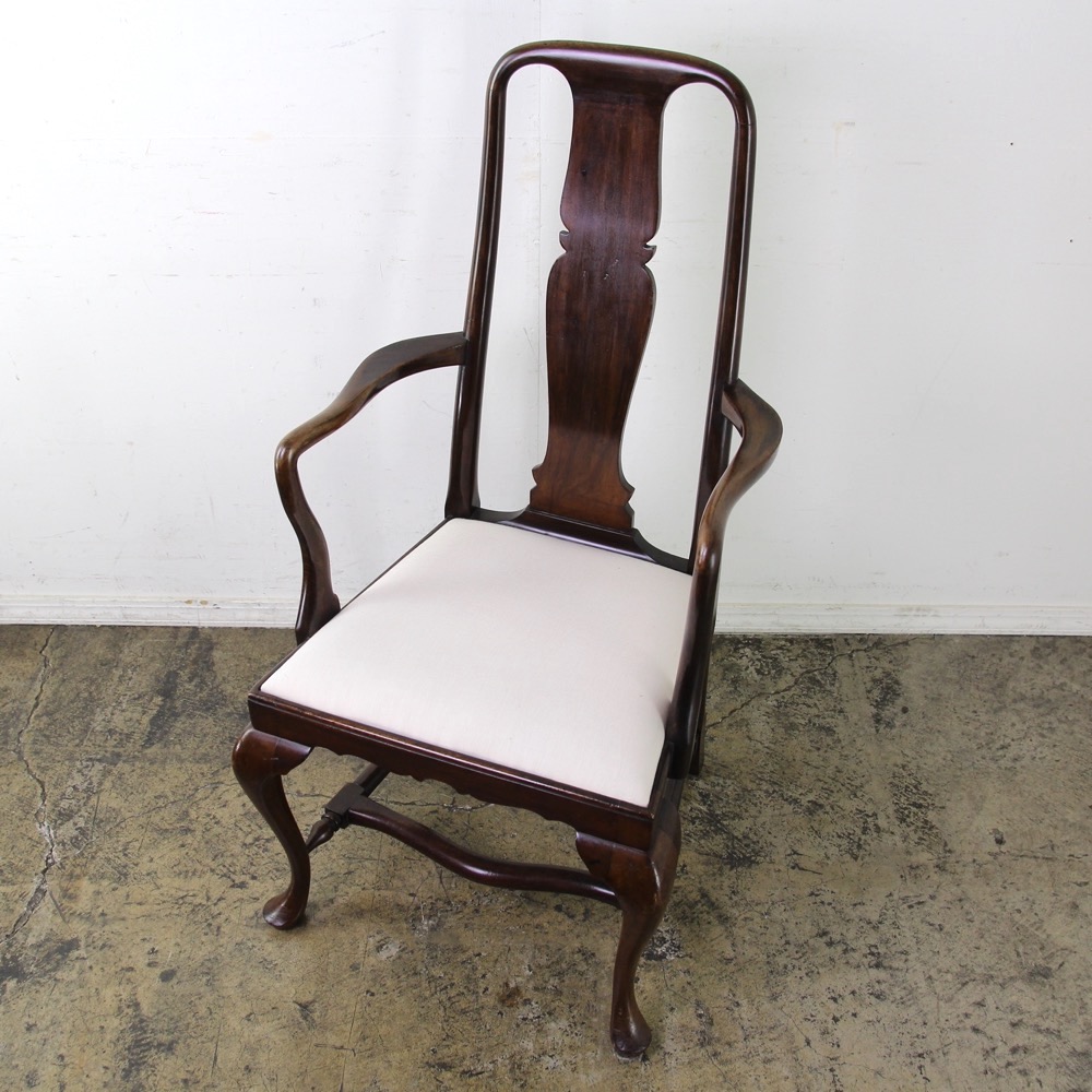 イギリス アンティーク 19世紀 クイーンアンスタイル マホガニー