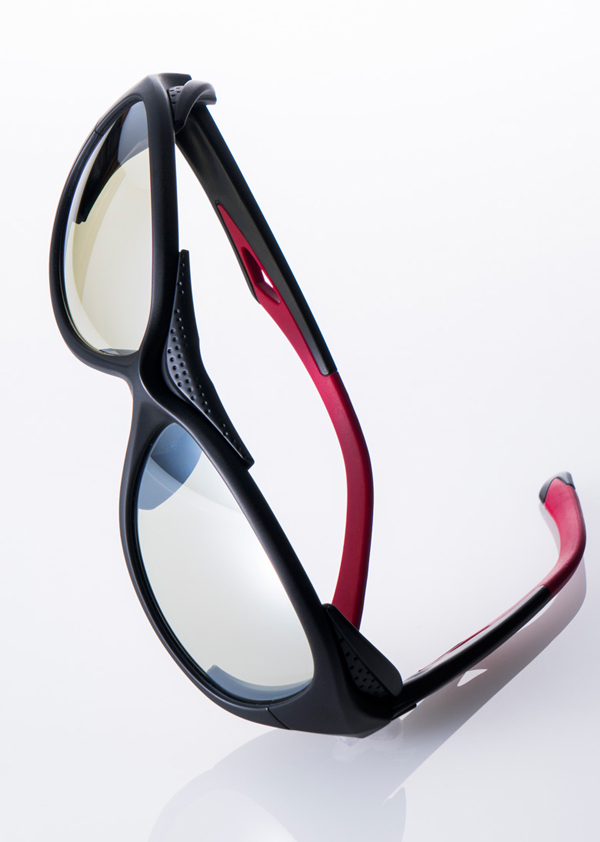 全てのアングラーのために生まれたZEALジール・偏光レンズ専用