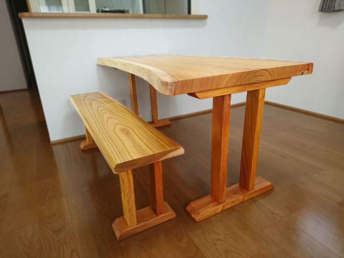 一枚板テーブルの脚】榎本銘木店の一枚板テーブルは様々な脚の中から