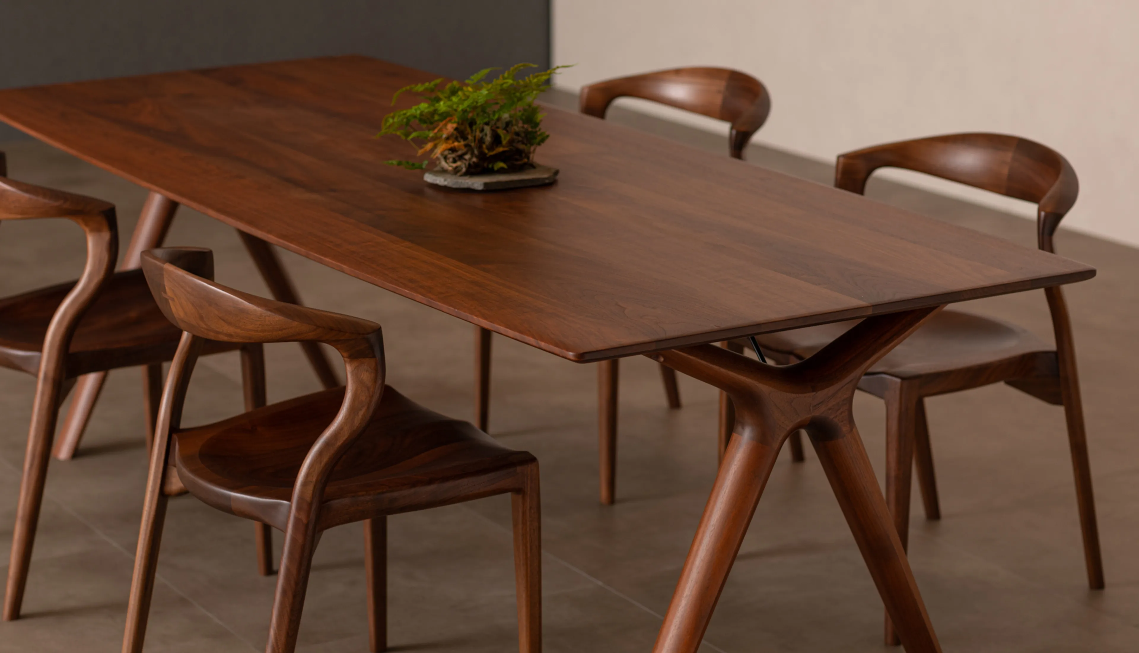 RADIUS TABLE ラディウス テーブル | 起立木工株式会社