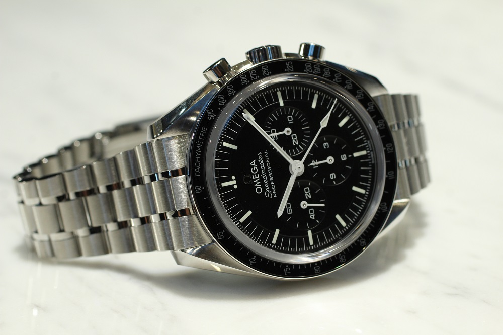 クロノグラフの大定番！オメガ スピードマスター のおすすめモデルを