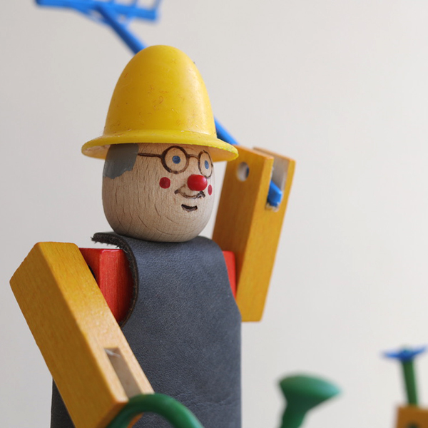 ケルナー 庭師 TULPE プラス 木箱入：カエルとマウス入 | krtek select