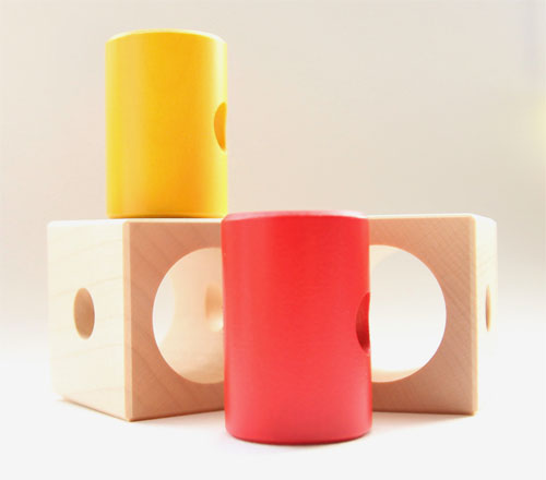 Naefネフ社 シグナ：はじめてのひも通しあそびに | krtek select toys