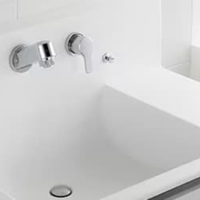 ワンランク上のオールインワン洗面台「PLAIN-V UPRIGHT プレーンV