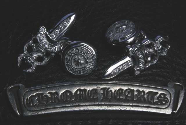 クロムハーツ ダガーカフス ダイヤパヴェカスタム ｜ クロムハーツ修理