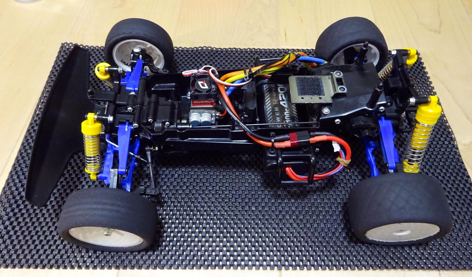 ファイヤードラゴンにポンダー搭載用の棚を付ける。その他気になる点