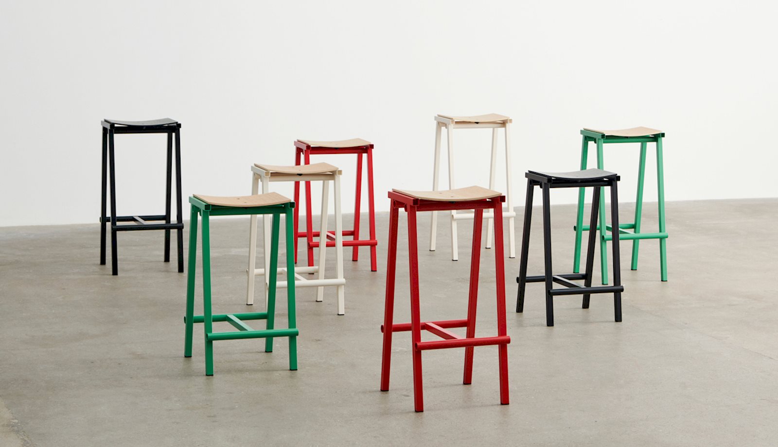 TABURETE 8 BAR STOOL BY MARC MORRO
