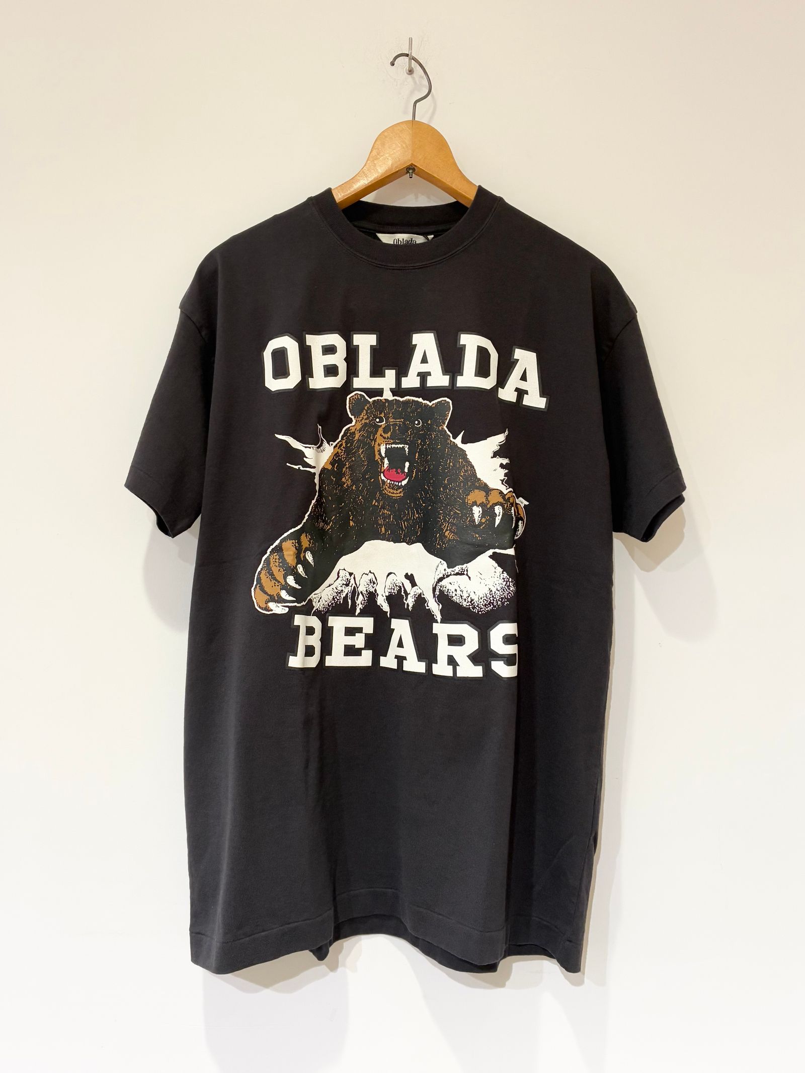 oblada - BEARS TEE / 熊プリントTシャツ / ブラック | HALLOW's web store