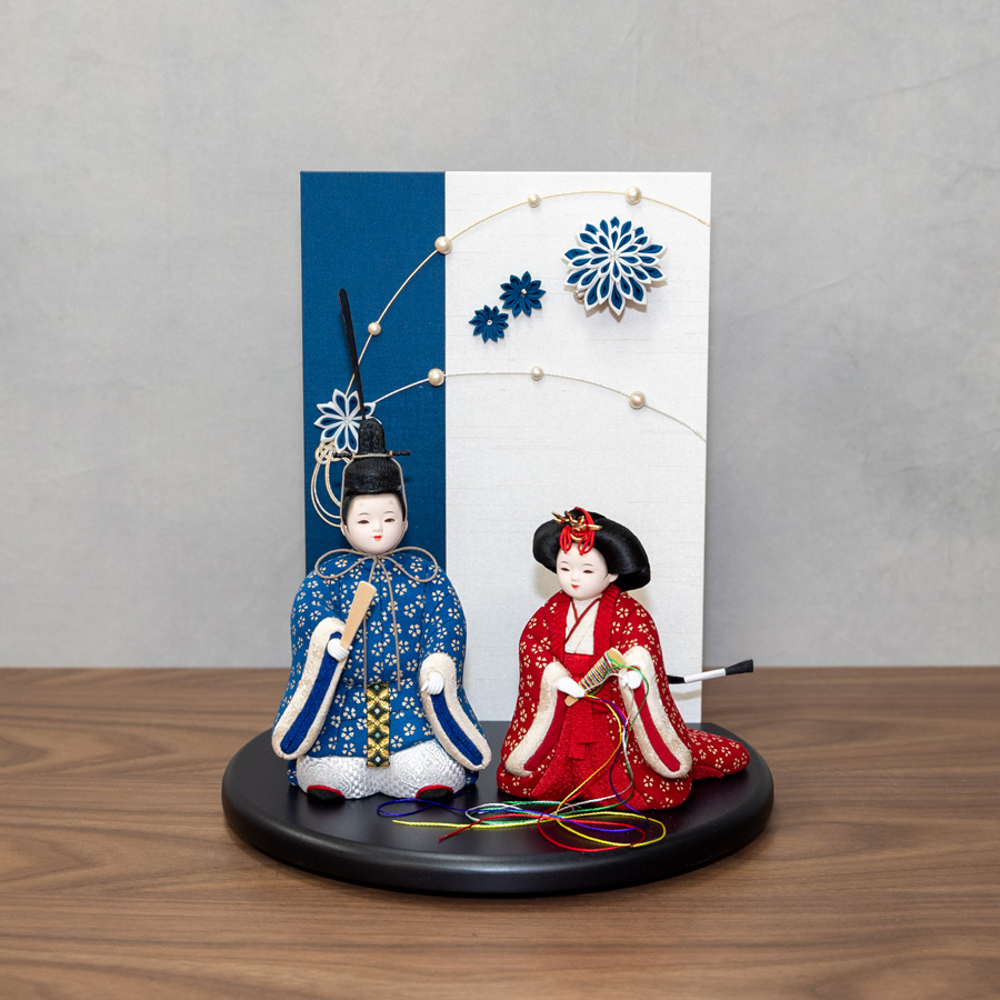 甲州印伝 紺赤小桜柄 春日雛 紺水引サテン衝立セット | 人形専門店
