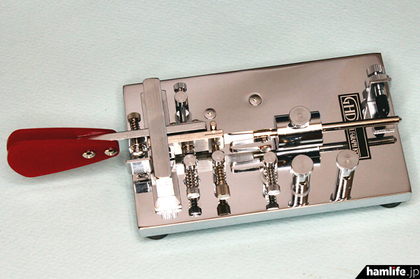 小型バグキー「GN206S」の快適性を改善＞GHDキー、ツマミを1枚から2枚