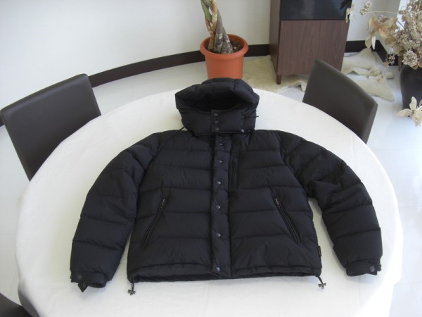 Hanakoya事例集 詳細：モンクレールARCのウェットクリーニング