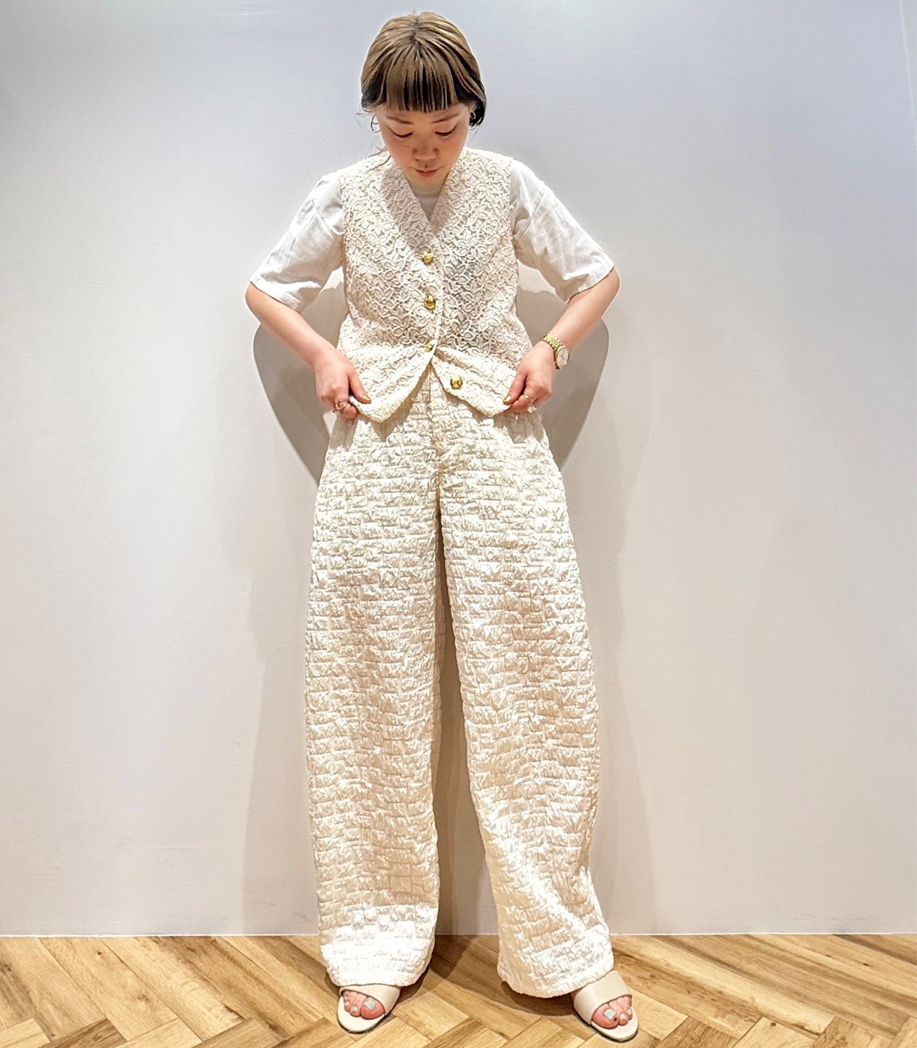 EMBROIDERY LACE VEST｜HELIOPOLE｜HÉLIOPÔLE（エリオポール）公式