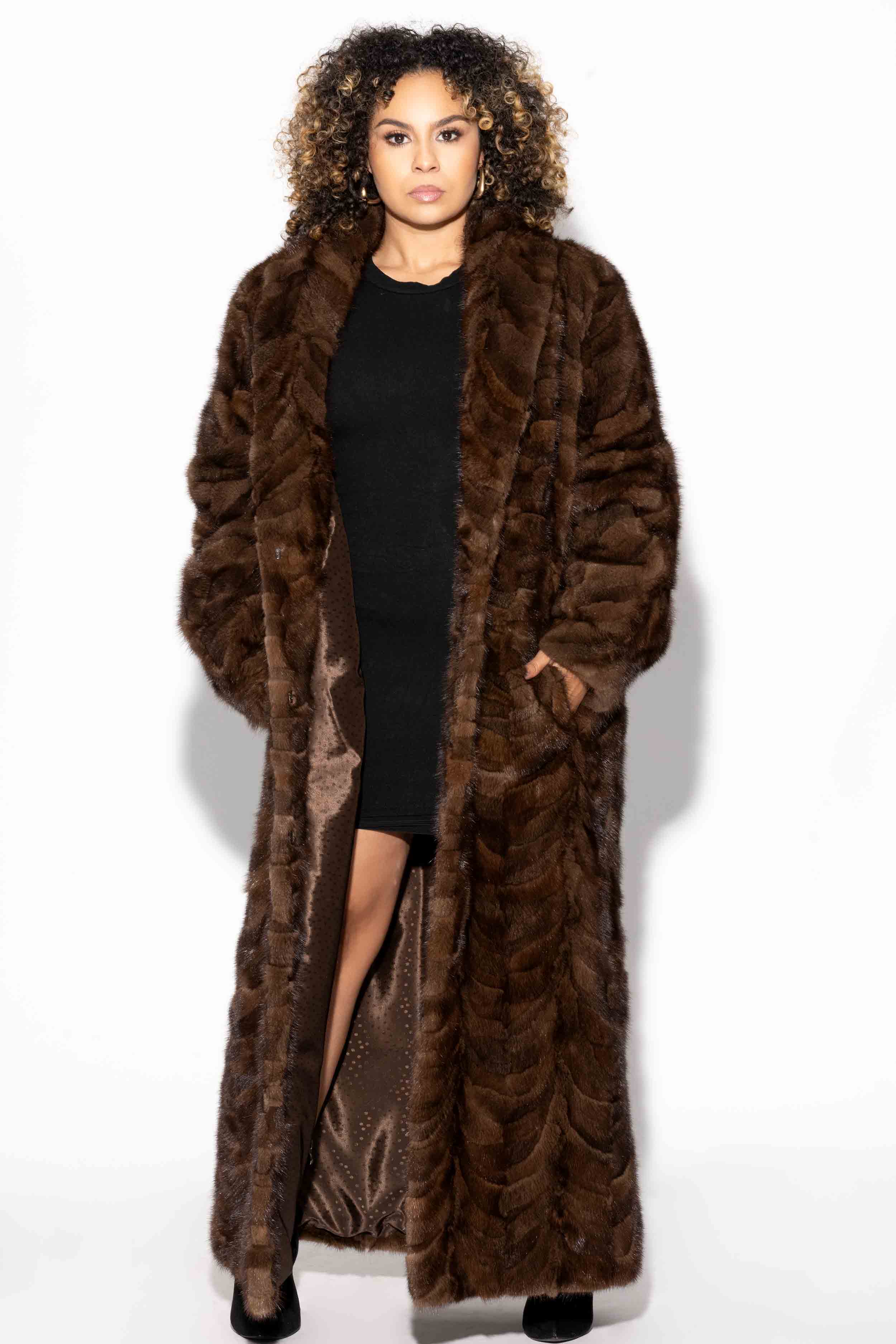 Women's Mink Fur Coat with Shawl Collar and Bracelet Cuffs – Henig