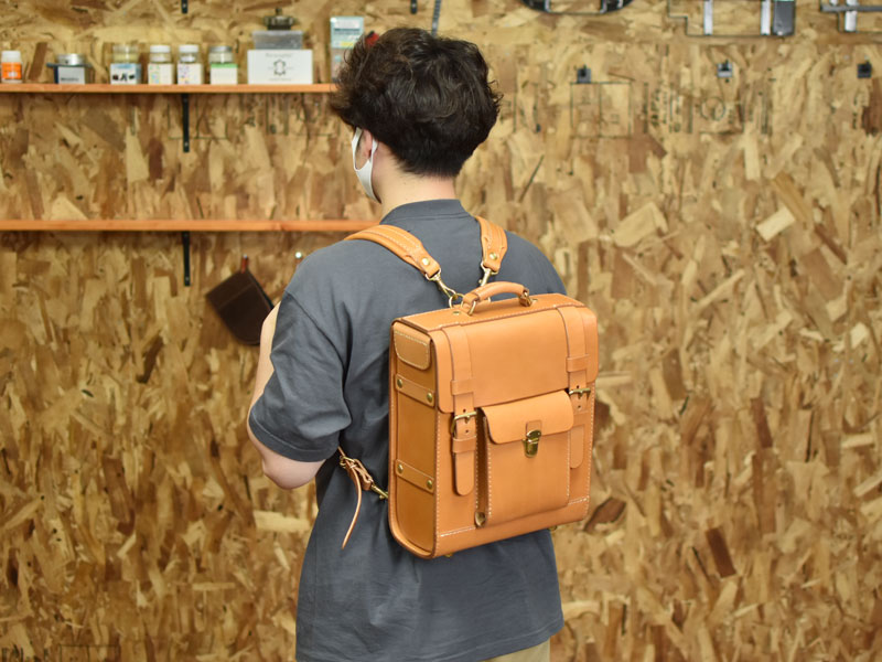 5色のガロンリュック&今だけ+α｜革鞄・革小物のHERZ公式通販