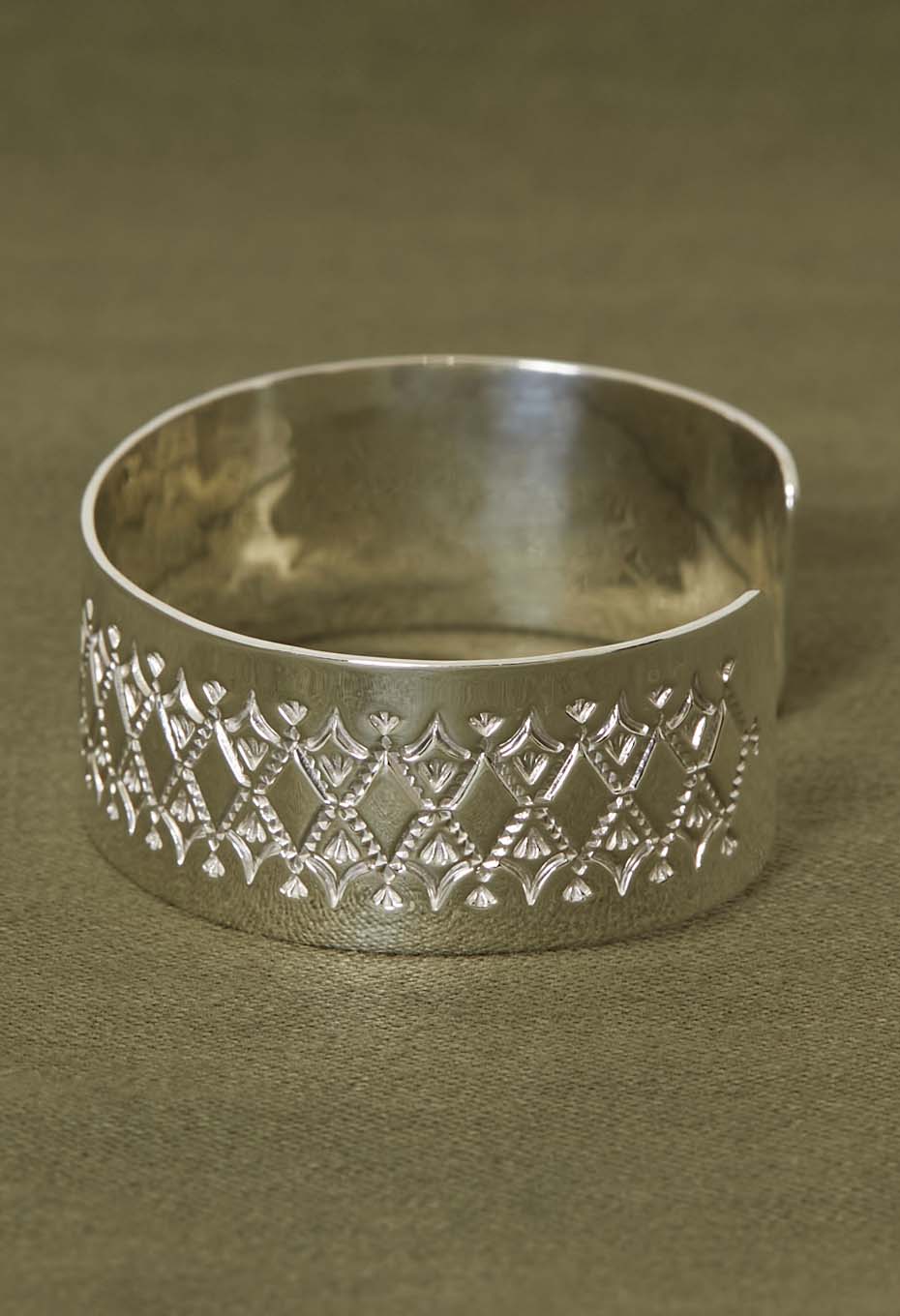 NOAARK /クラウンリボンバングル | NOAARK | ハリウッドランチ