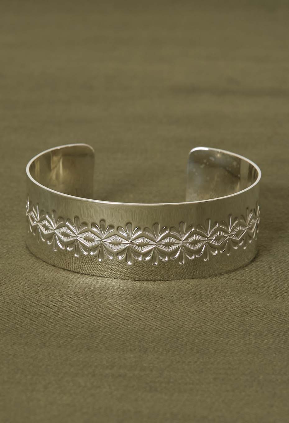 NOAARK /クラウンリボンバングル | NOAARK | ハリウッドランチ