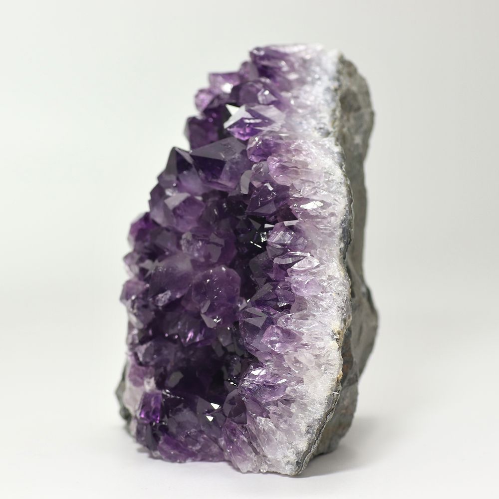 ウルグアイ産]スタンドアメジストクラスター/原石 - 埼玉県吉川市の