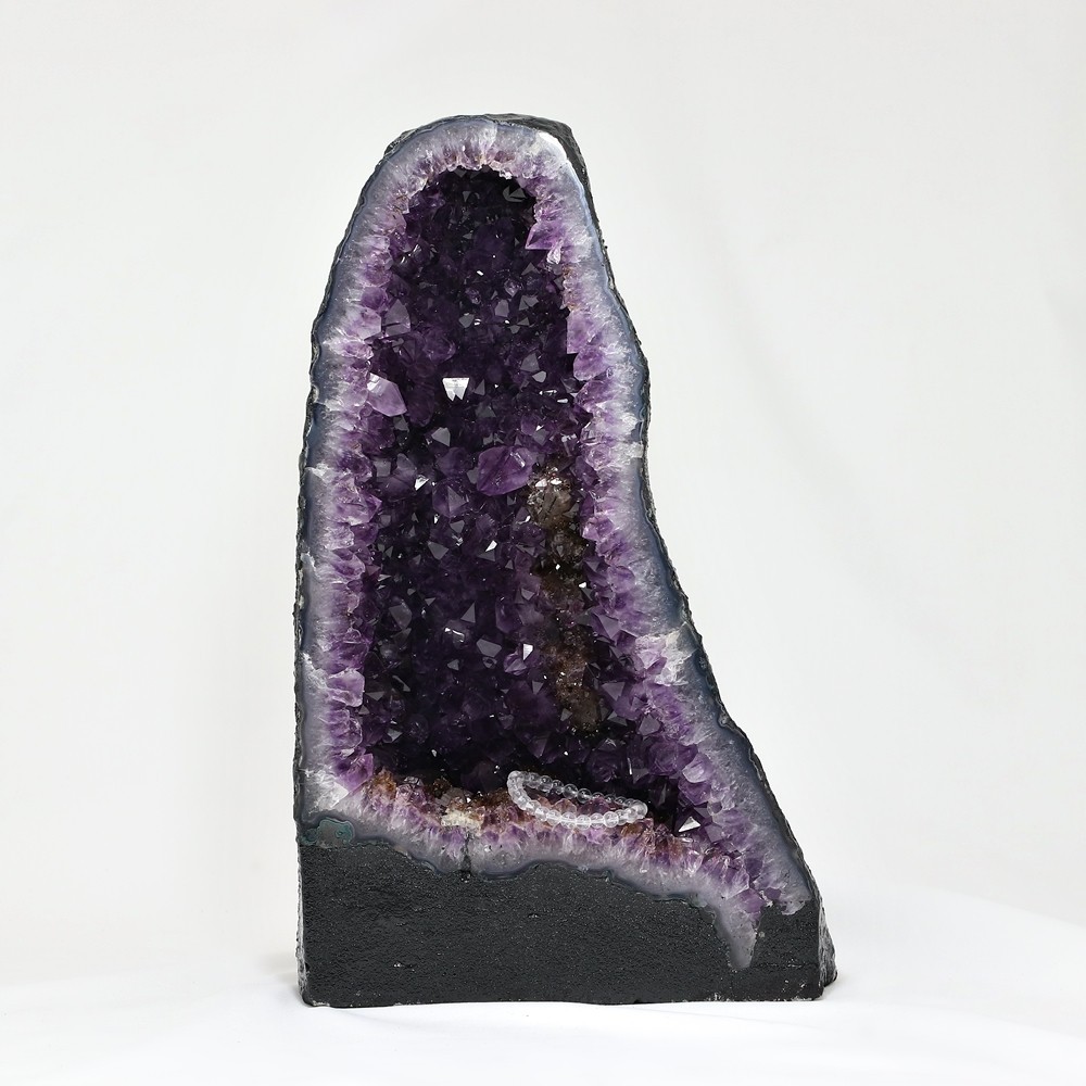 高品質++]ブラジル産アメジストドーム（高さ約36cm） - 埼玉県吉川市の