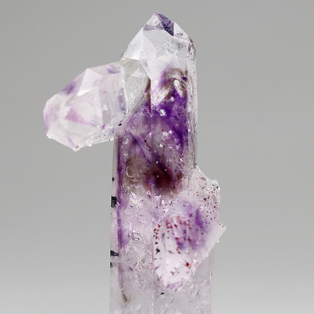 高品質]ナミビア共和国ブランドバーグ産ファントムアメジスト原石