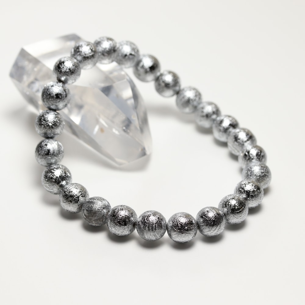 ナミビア共和国産]ギベオン隕石ブレスレット（約8mm玉/シルバーカラー