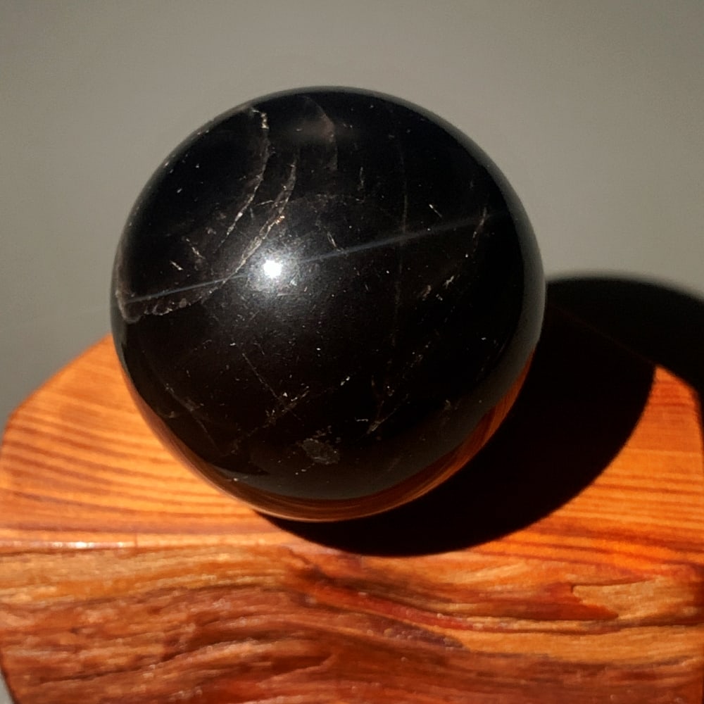 山東省産スターモリオン丸玉/天然黒水晶スフィア（直径40.3mm） - 埼玉