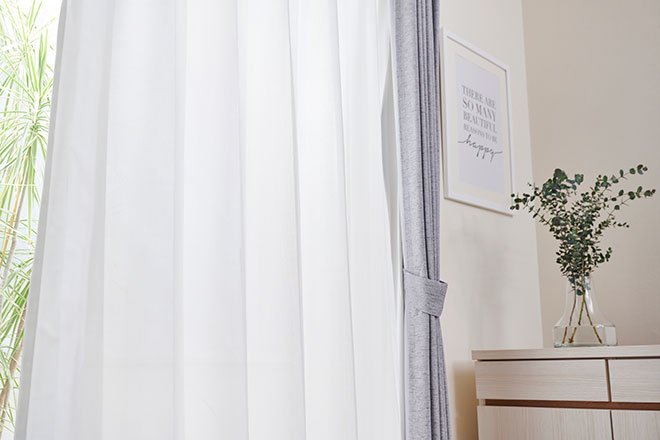 しっかりとした生地で91％のUVカット率を持つ遮像・遮熱レースカーテン