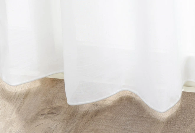 リネンのような質感が魅力のシームレス防炎レースカーテン オミクレー