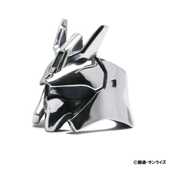 逆襲のシャア」νガンダムとサザビーのフェイス部分が指輪に