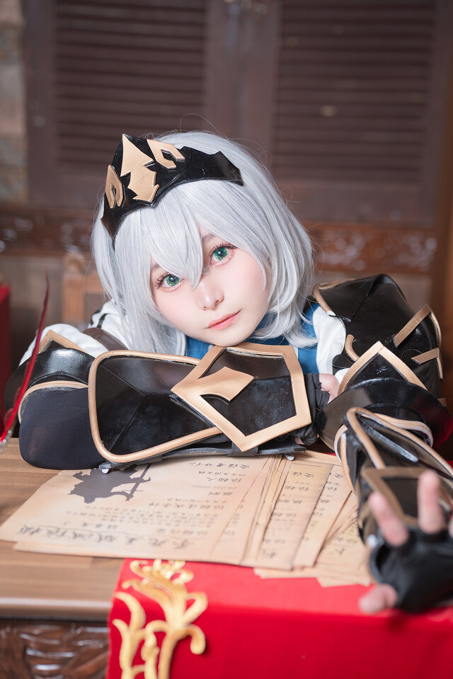 コスプレ】11月24日はホロライブ「白銀ノエル」の誕生日！騎士鎧から