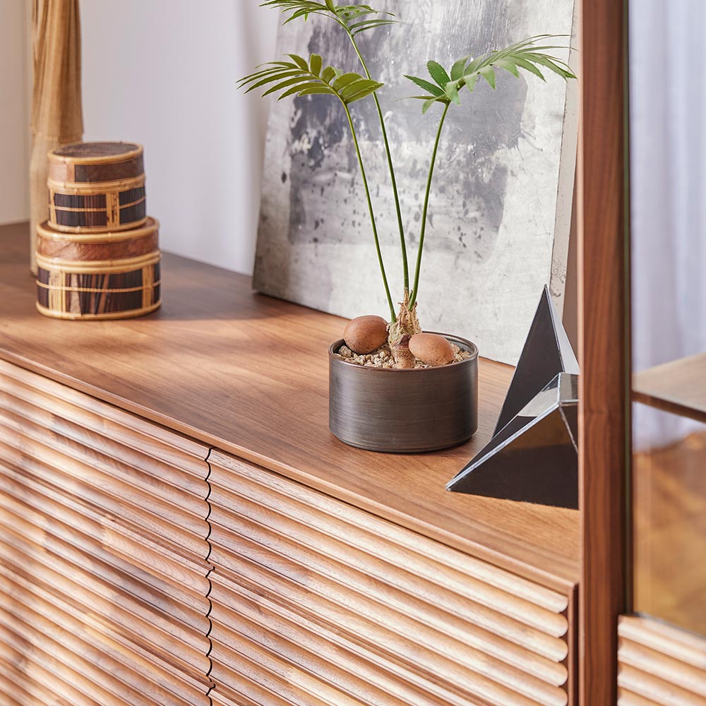 なるほど様カリモクサイドボード 横68.5 奥行45高さ110 ウォールナット