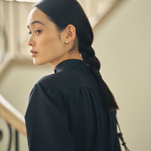 H& by POOL Stand-Up Collar One-Piece Dark Blue｜ワンピース｜IDEE