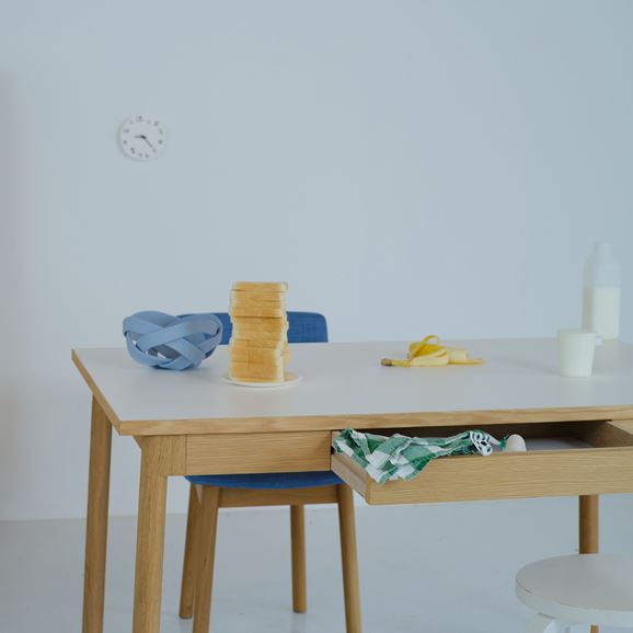 STILT TABLE 1200 White｜ダイニングテーブル｜IDEE SHOP Online