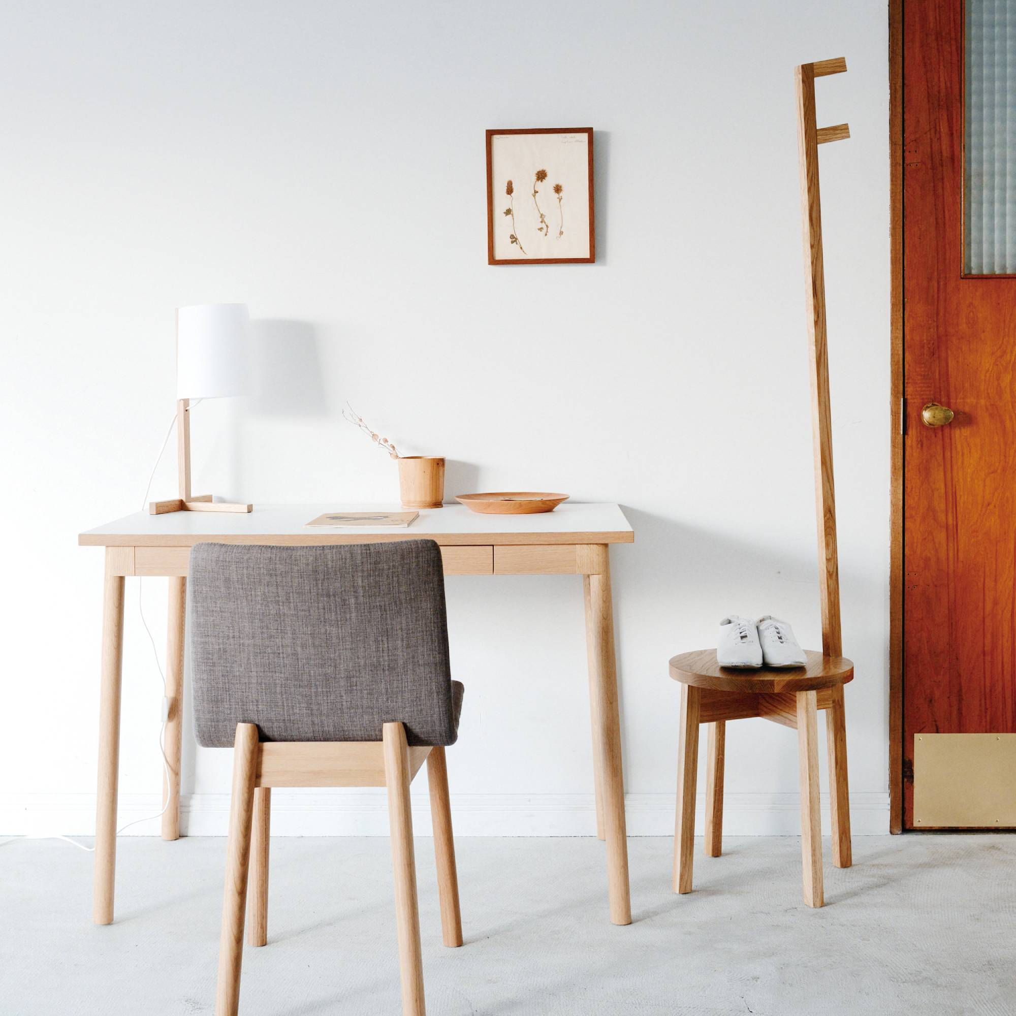 ☆【旧仕様】 COAT HANGER by Marina｜これまでに販売した商品｜IDEE