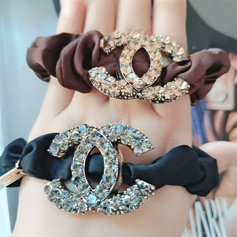 Chanel ヘアゴム 可愛い シャネル ヘアシュシュ キラキラ シュシュ