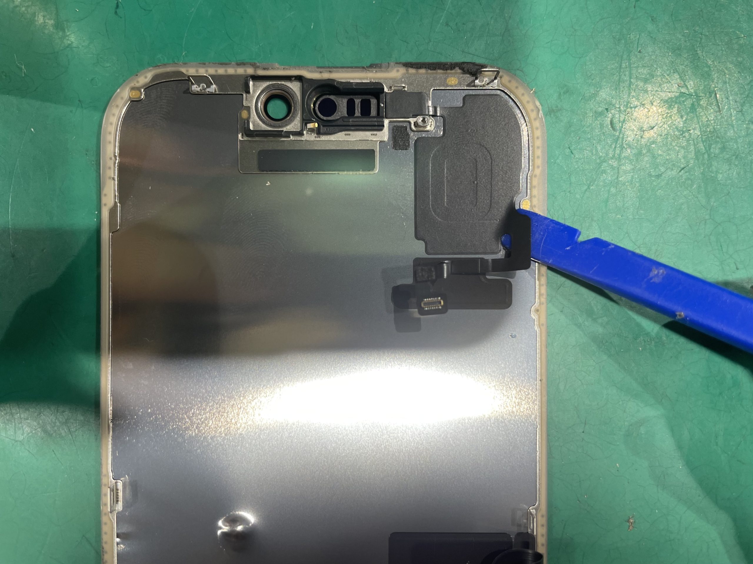 iPhone16Pro フロントパネル交換修理を承りました！ | iPhone修理