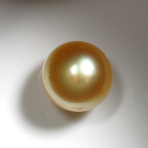 南洋真珠（ゴールド系） [014206-0503] : 天然石、宝石ルース(裸石