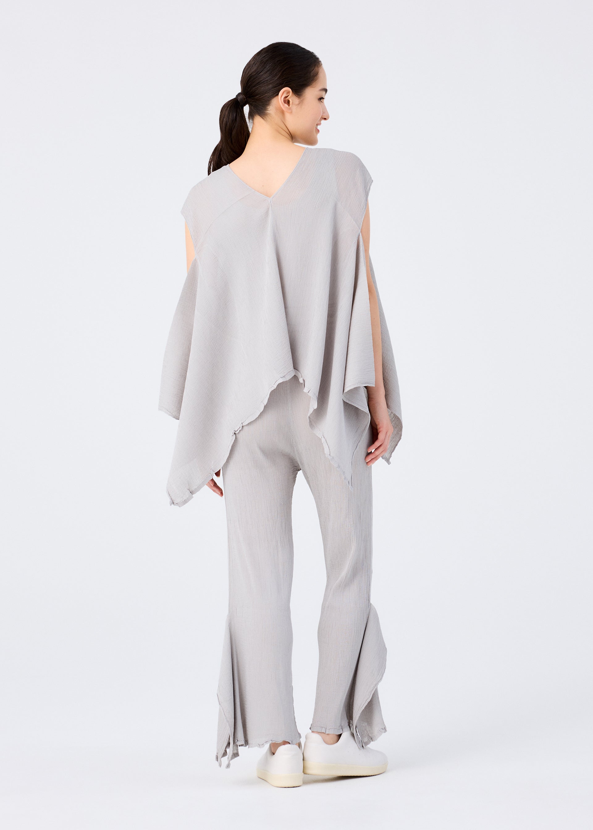 FLAT SEE-THROUGH CREPE – isseymiyake.com