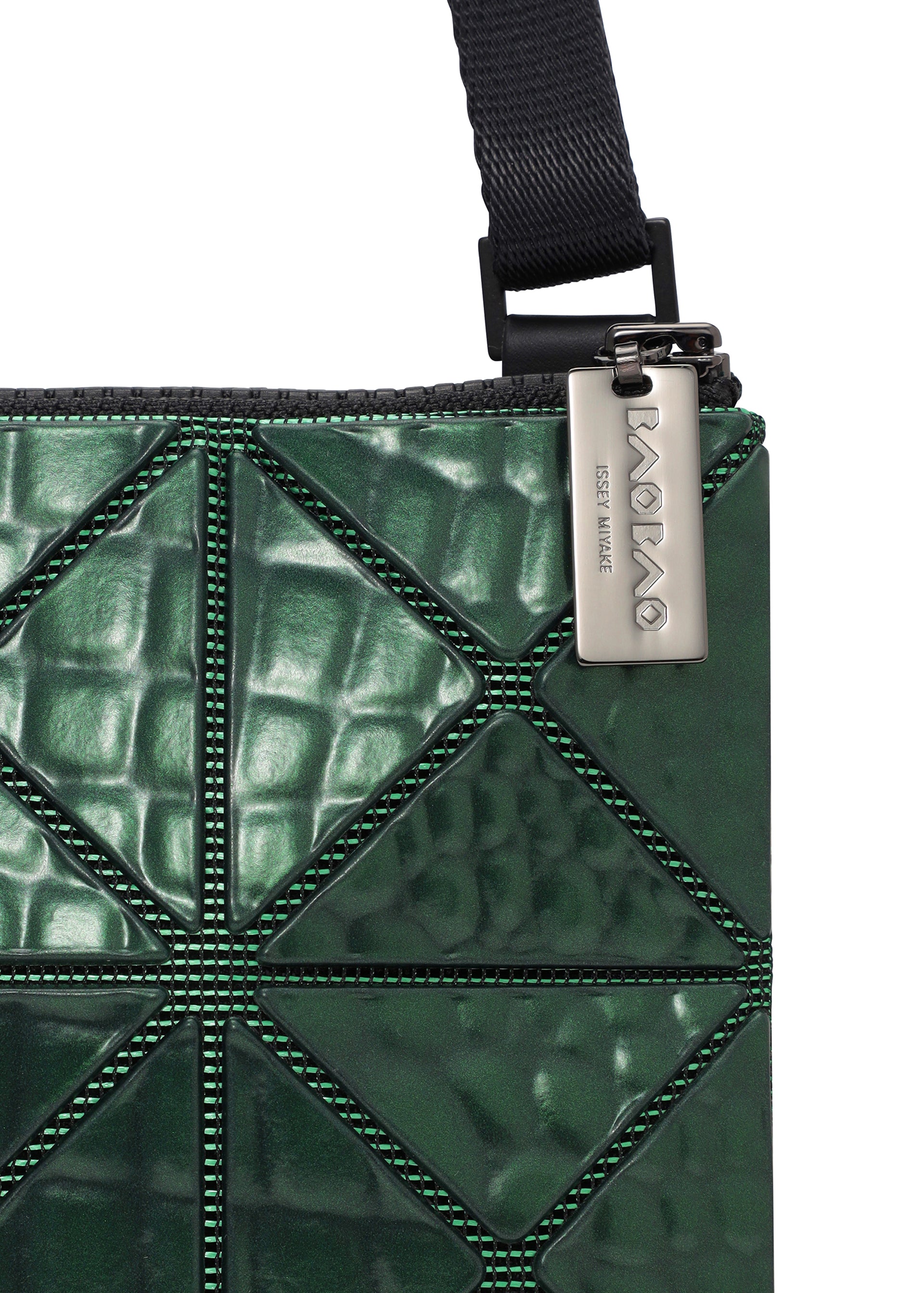 META KAIJU – isseymiyake.com