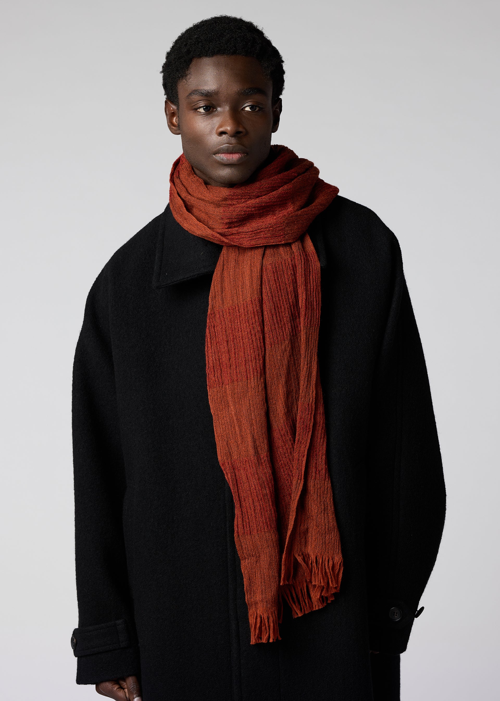 WOOL TUCK STOLE – isseymiyake.com