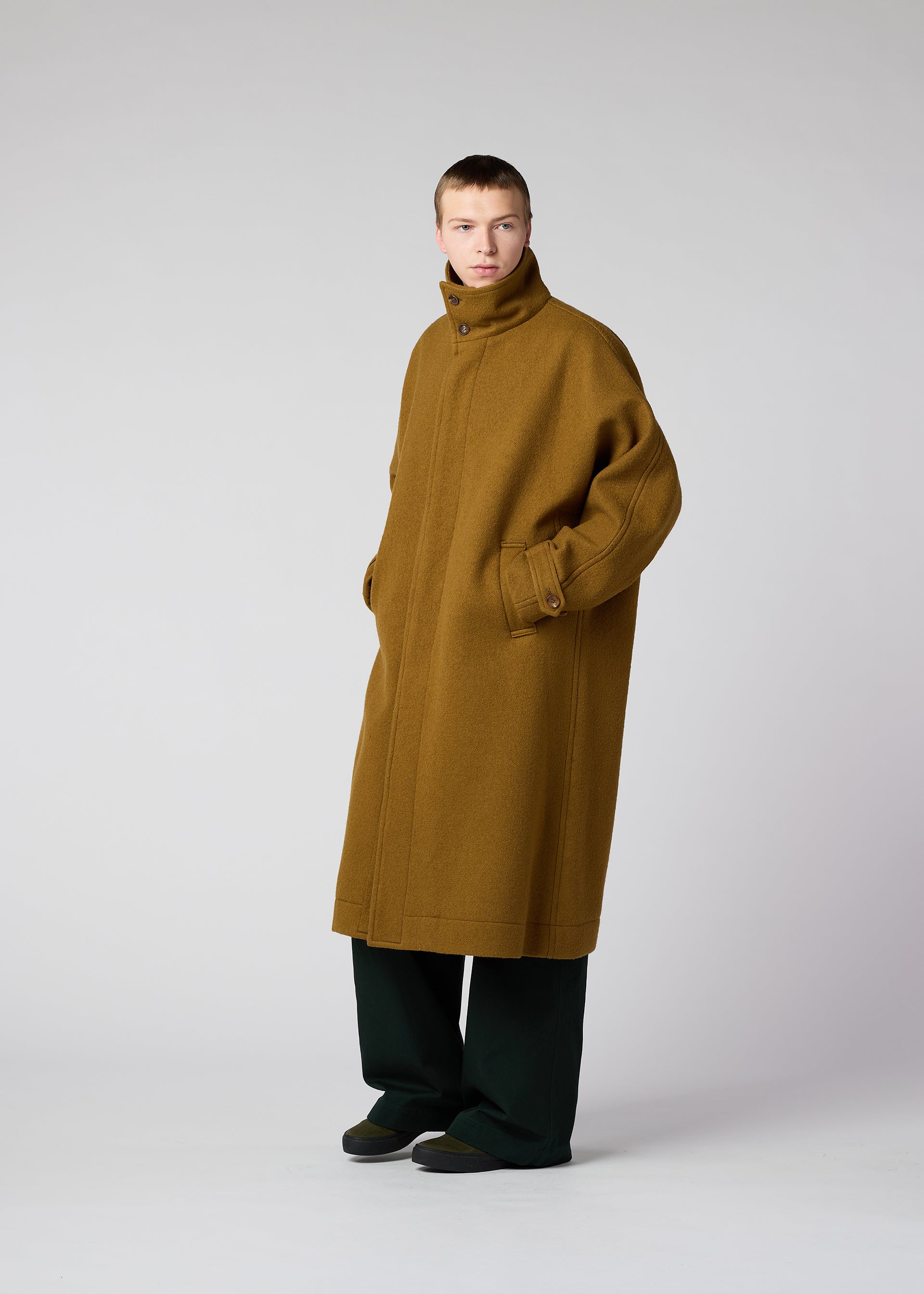 FULLER WOOL – isseymiyake.com