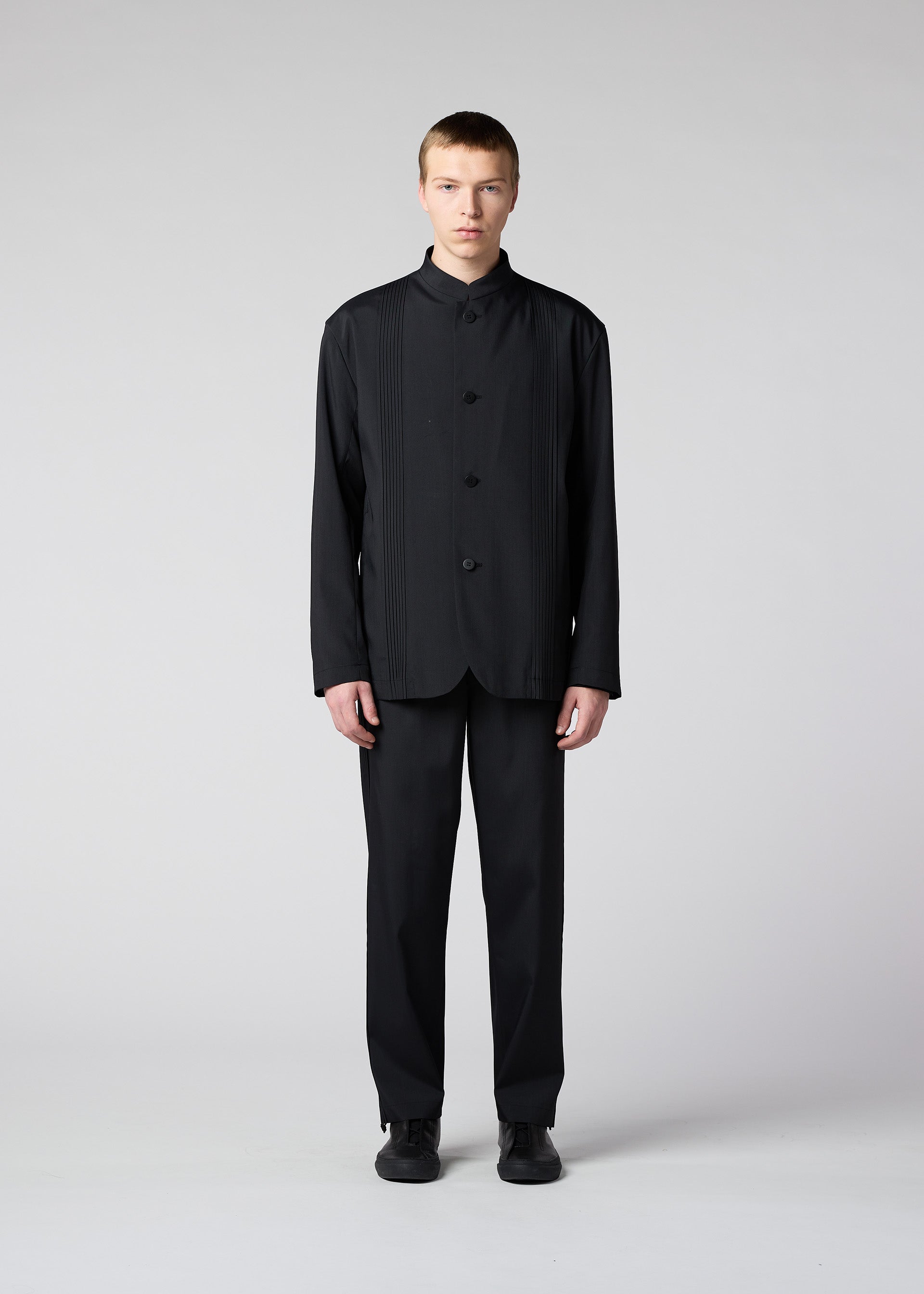 AIR PLEATS – isseymiyake.com