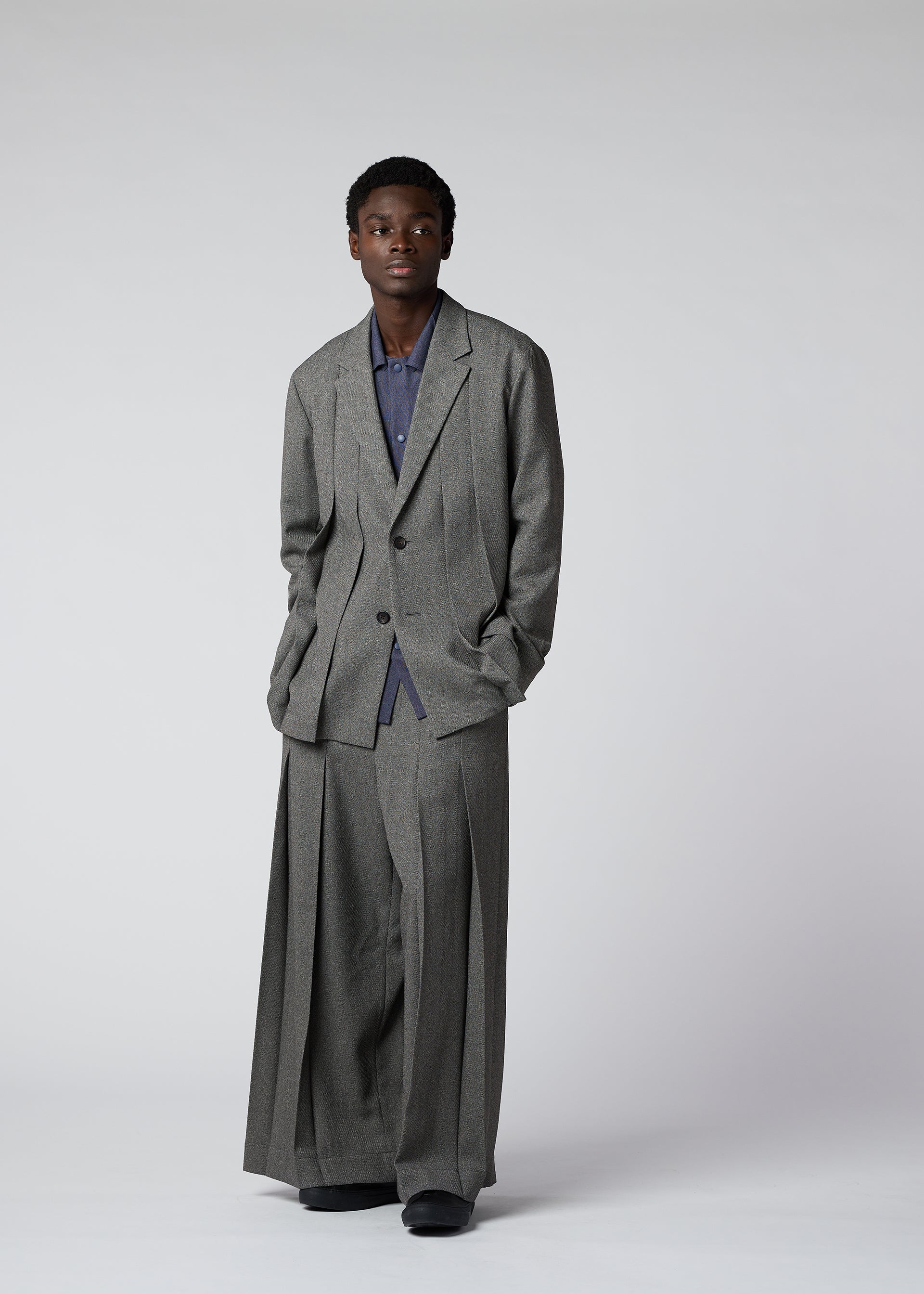 WOOL LIKE TWEED – isseymiyake.com