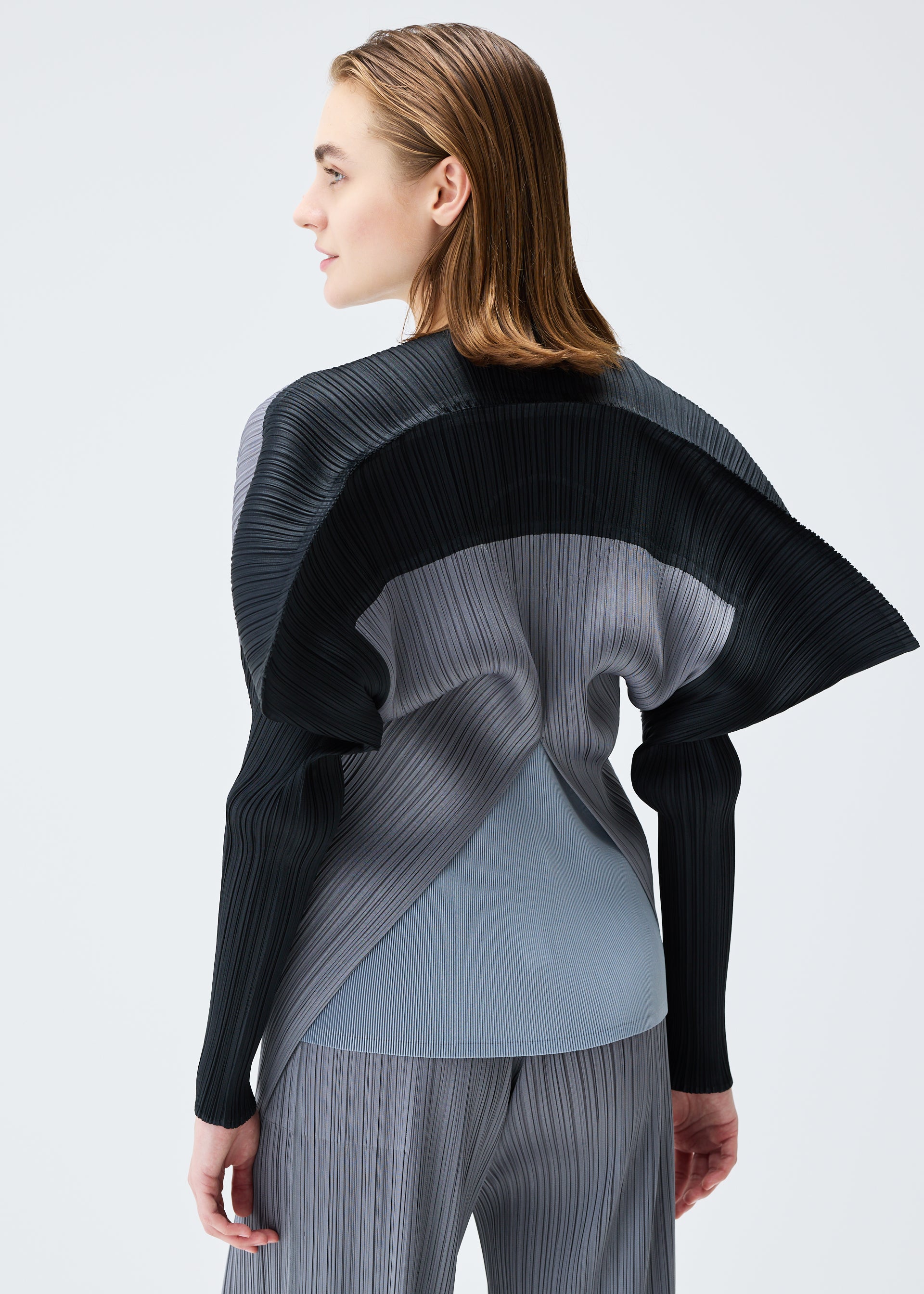 SQUARE – isseymiyake.com
