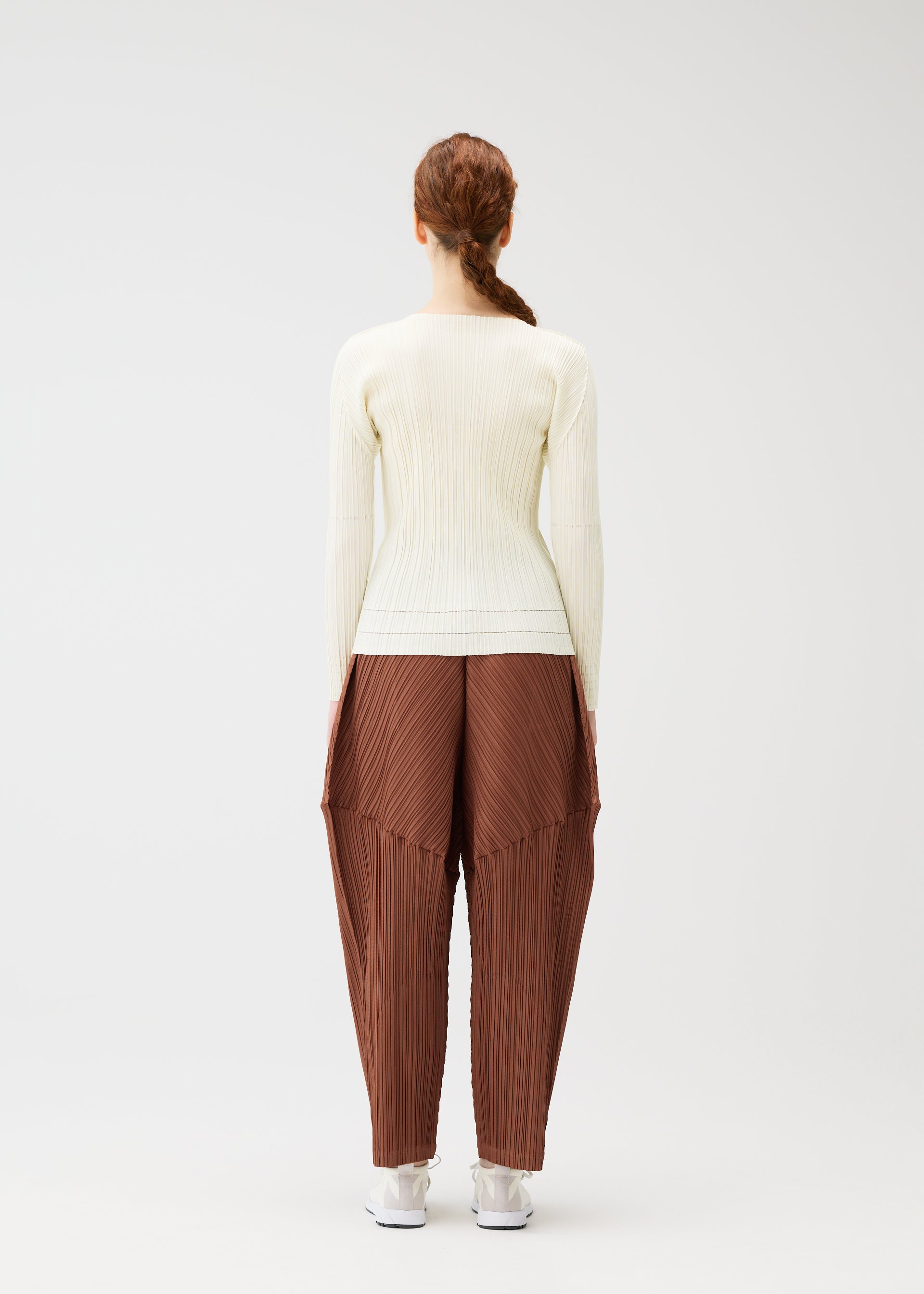 SOFT PLEATS – isseymiyake.com