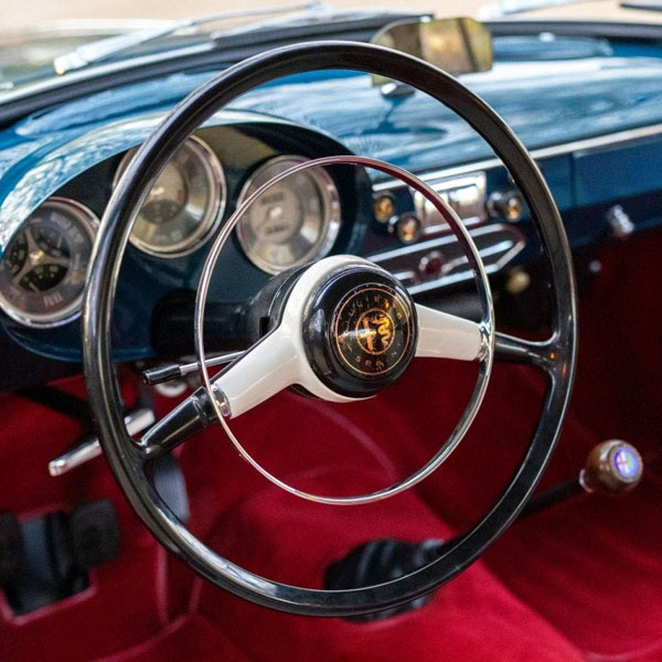 Alfa Romeo Giulietta Sprintホーンボタン : イタリア自動車雑貨店