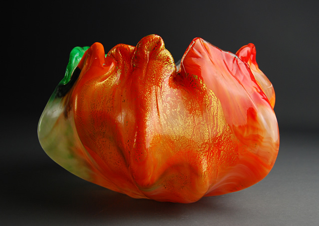 岩田家のガラス芸術、岩田糸子の経歴と代表的な作品紹介